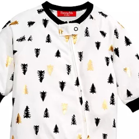 Family Matching Baby Tree-Print Footed Pajamas NWT - Picture 2 of 3